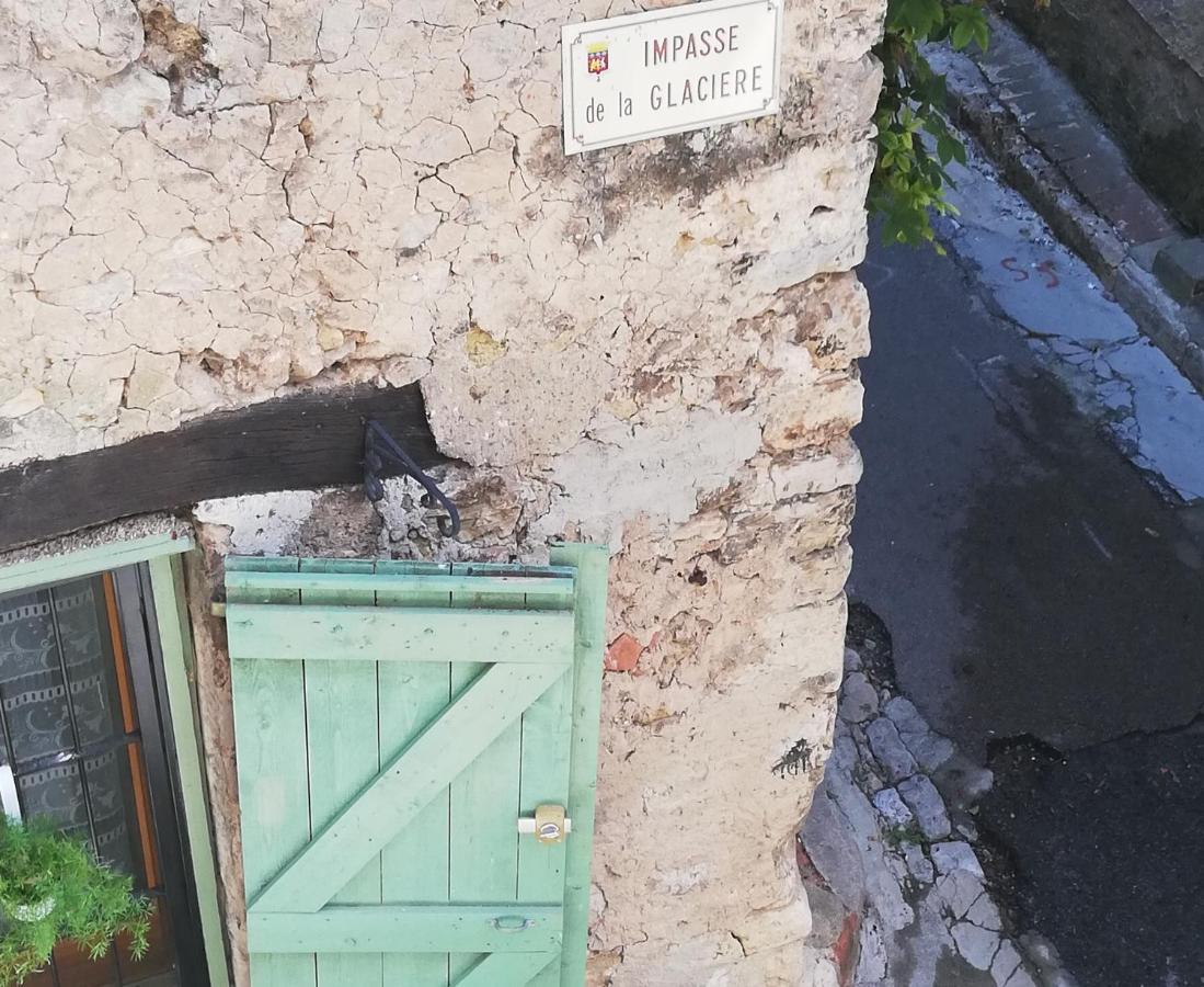 Joli Appartement Au Coeur Du Village Lorgues Exterior foto